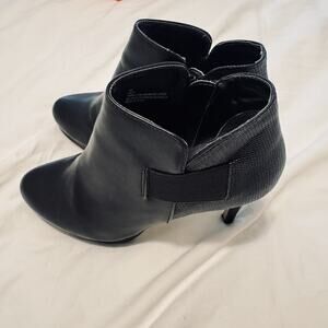 Apri By Italian Shoemakers Boots Womens 6 Black Faux Leather Ankle Booties heels